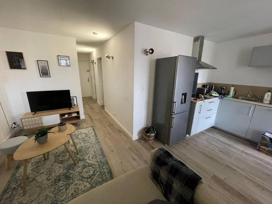 Apartment Tres Bel Appartement, Port Sanary, Sanary-sur-Mer